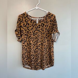 Tickled Teal- boutique women’s blouse- size medium. Perfect condition.